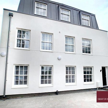 Eton, Windsor - 1 Bedroom First Floor Apartment - Parking Экстерьер фото